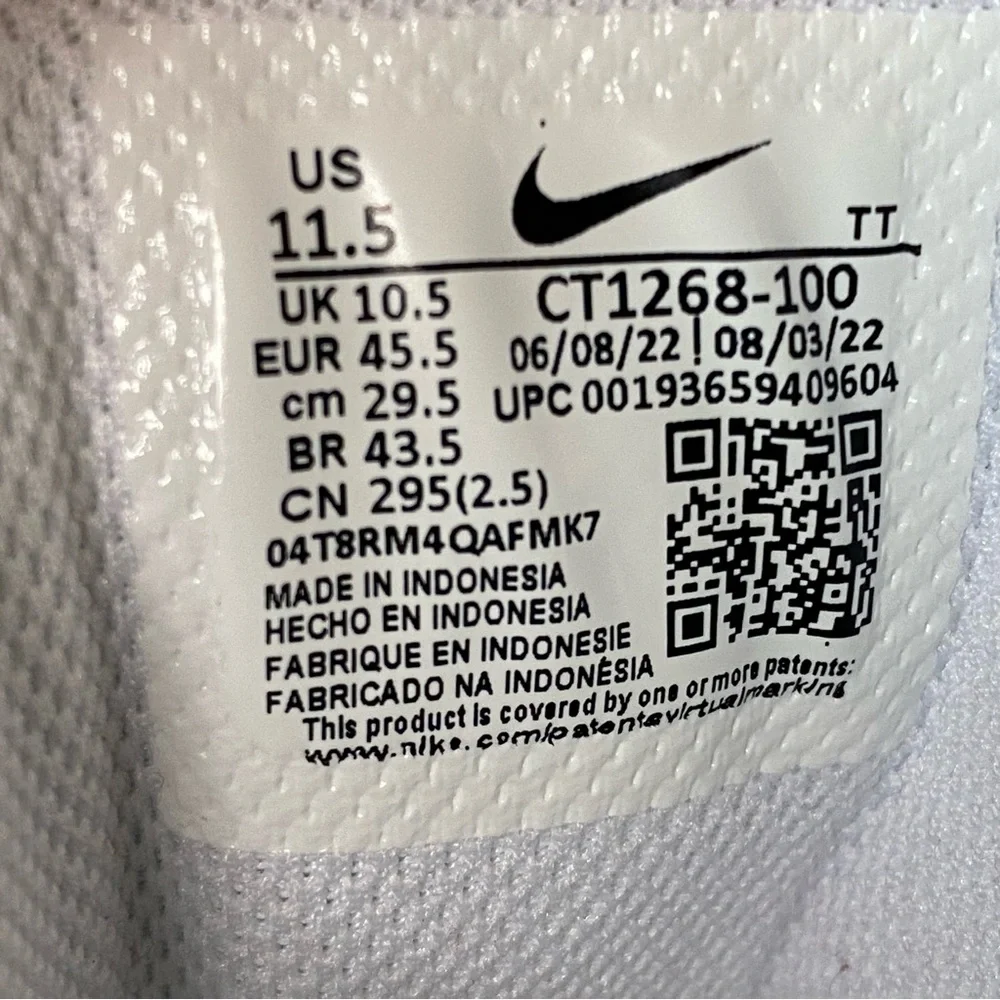 Nike Air Max 95 Essentials Mens Sneakers Shoes Size 11.5 White White Leather NEW